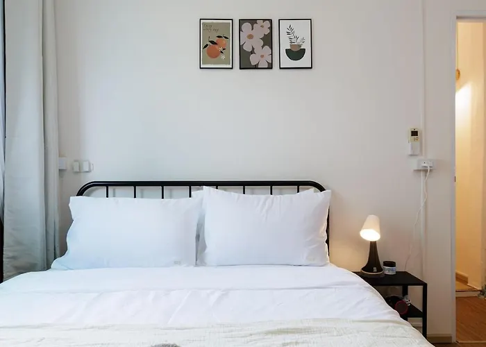 Apartment Private 6-bedroom House For 12 Guests Near Bts & Airport Rail Link *