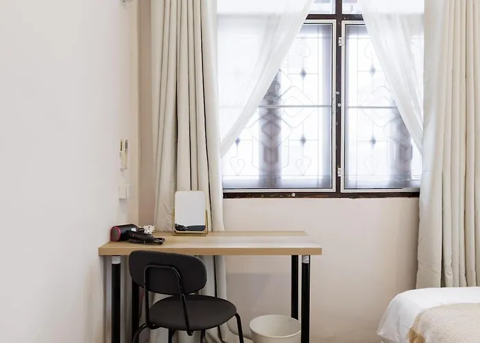 Apartment Private 6-bedroom House For 12 Guests Near Bts & Airport Rail Link *