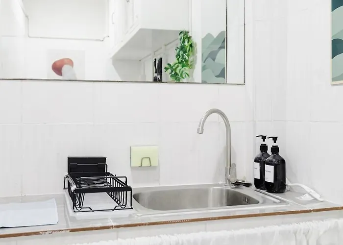 Apartment Private 6-bedroom House For 12 Guests Near Bts & Airport Rail Link